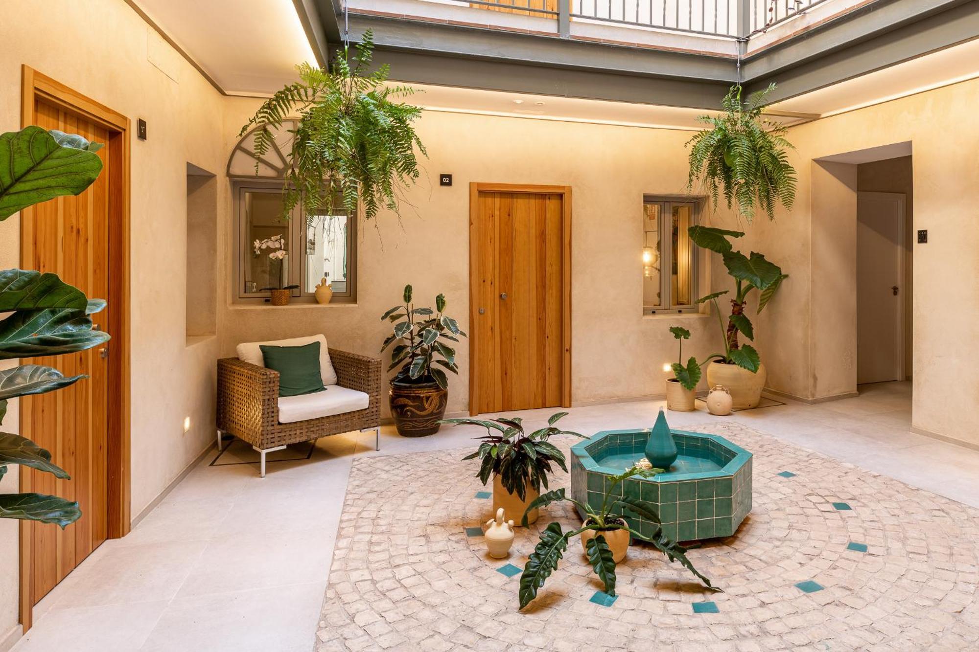 Casa 95 Sevilla, Seville